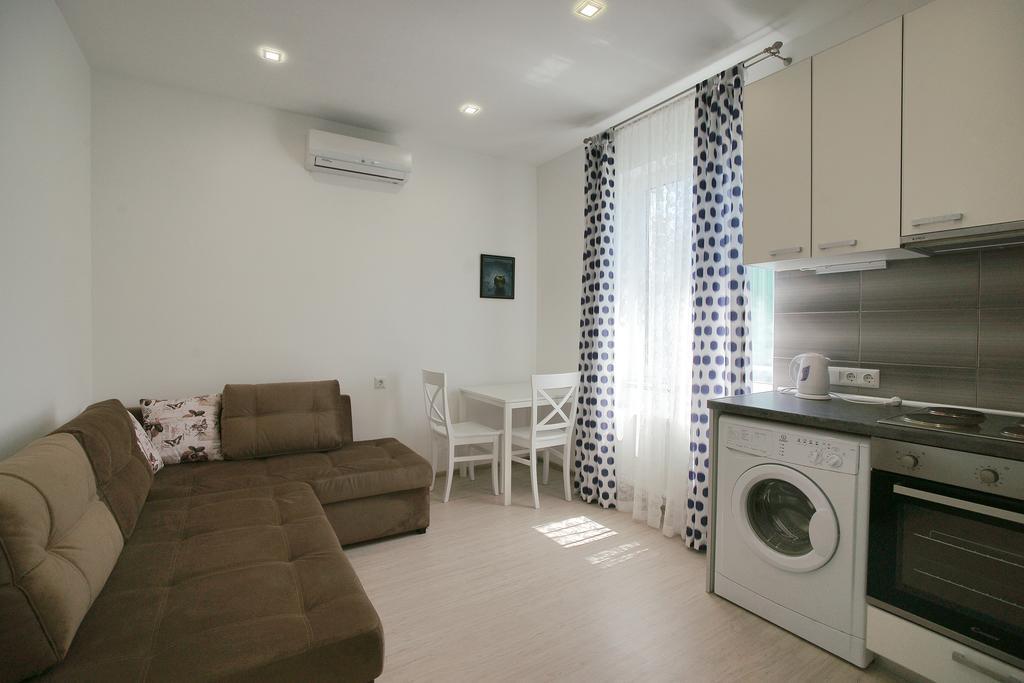 Apartment Zolotoy Bereg 5 Odesa Exterior photo