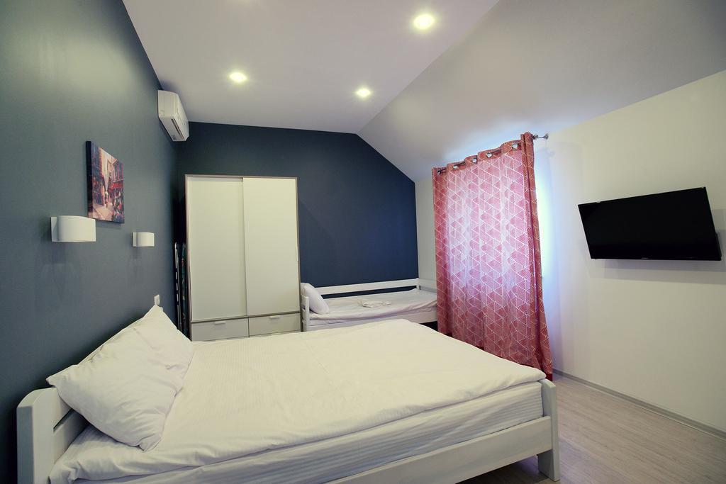 Apartment Zolotoy Bereg 5 Odesa Exterior photo